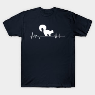 Skunk heartbeat lover,Skunk  animal in wildlife T-Shirt